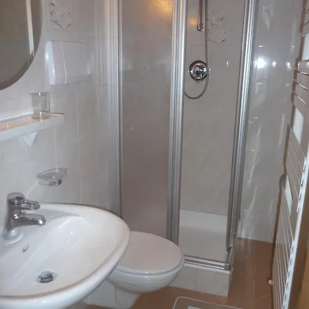 Aparthotel Garni Bonaria 2*