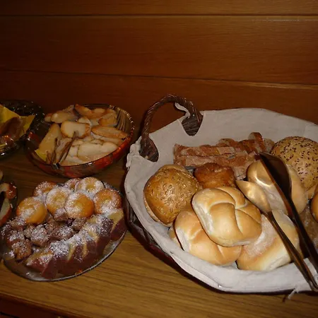 Garni Bonaria Aparthotel 2*